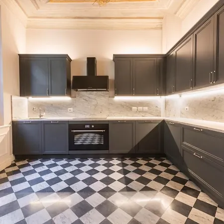 Borgo Albizi Penthouse Florence