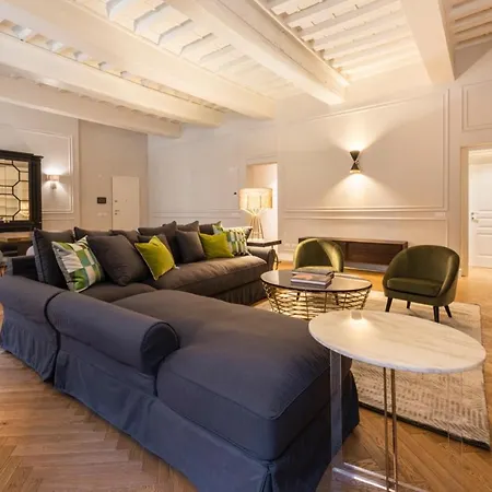 Apartment Borgo Albizi Penthouse